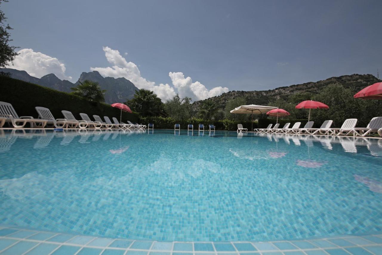 טורבולה Hotel Villa Verde מראה חיצוני תמונה