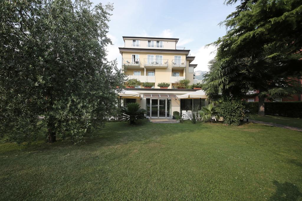 טורבולה Hotel Villa Verde מראה חיצוני תמונה